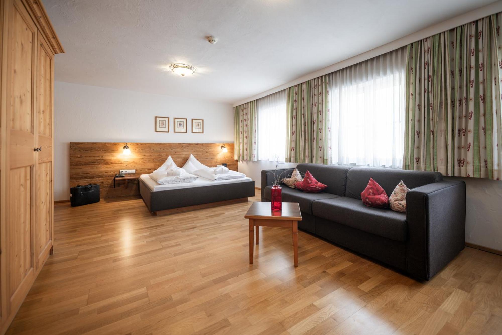 Das Posthaus Stubai&Smart Hotel Fulpmes Esterno foto